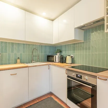 Apartment Triplex- Center