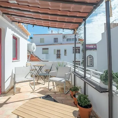Apartment Triplex- Center