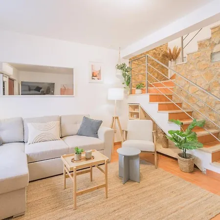 Triplex- Center * Lagos